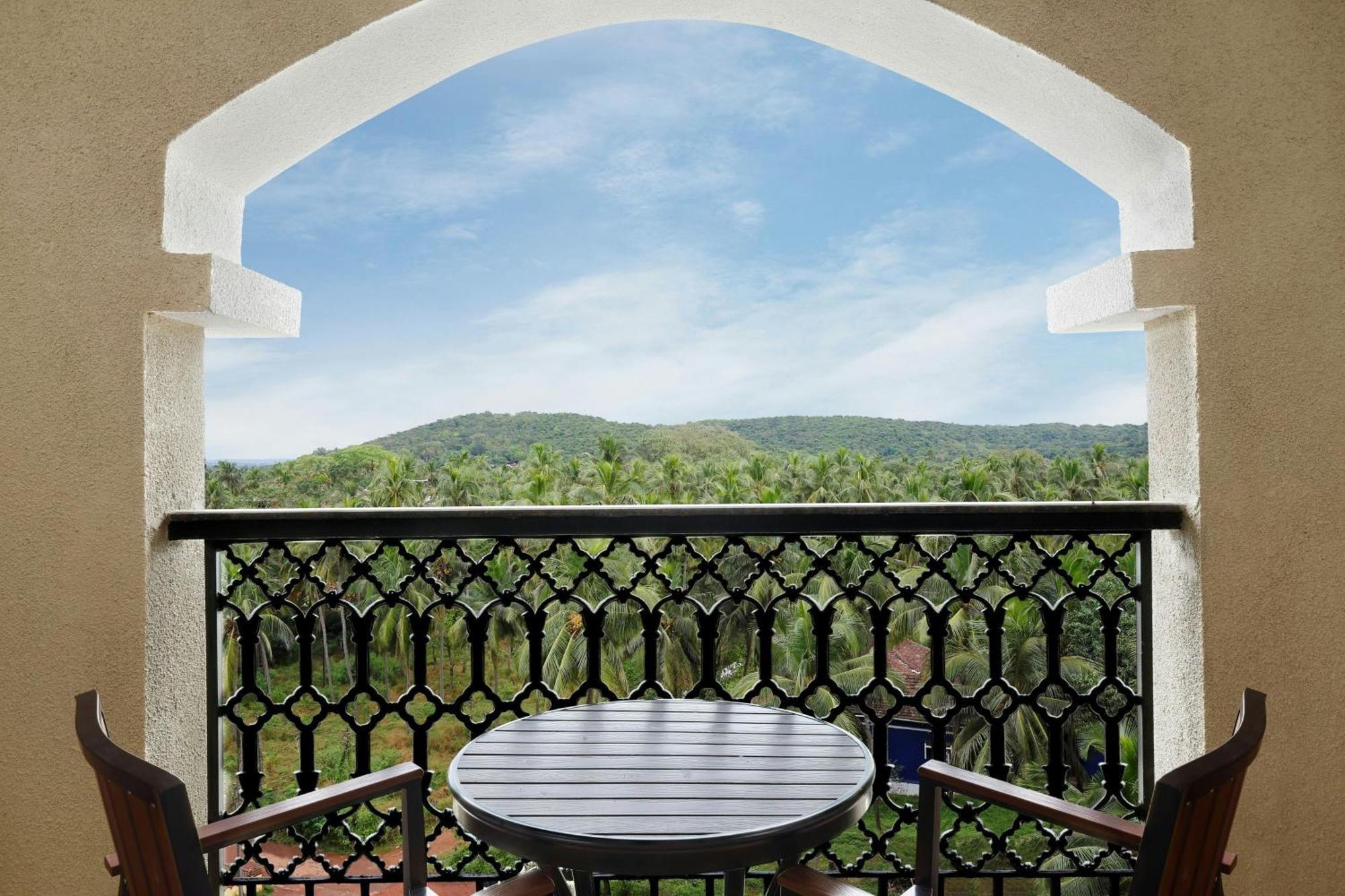 Fairfield By Marriott Goa Calangute Ξενοδοχείο Εξωτερικό φωτογραφία